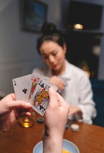  Vương quốc may mắn 